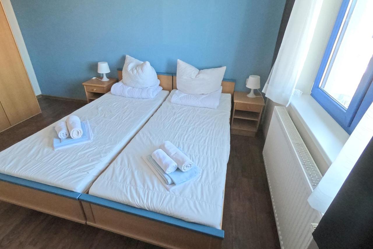 Kuhnle-Tours Ferienwohnung Rechlin Eksteriør billede
