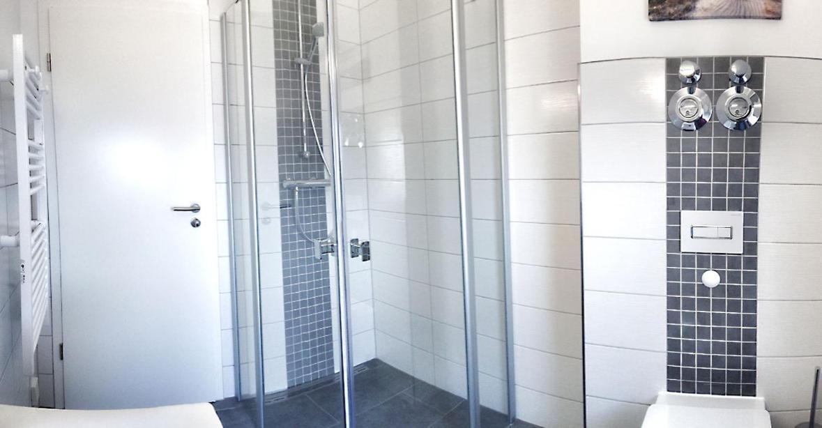 Kuhnle-Tours Ferienwohnung Rechlin Værelse billede