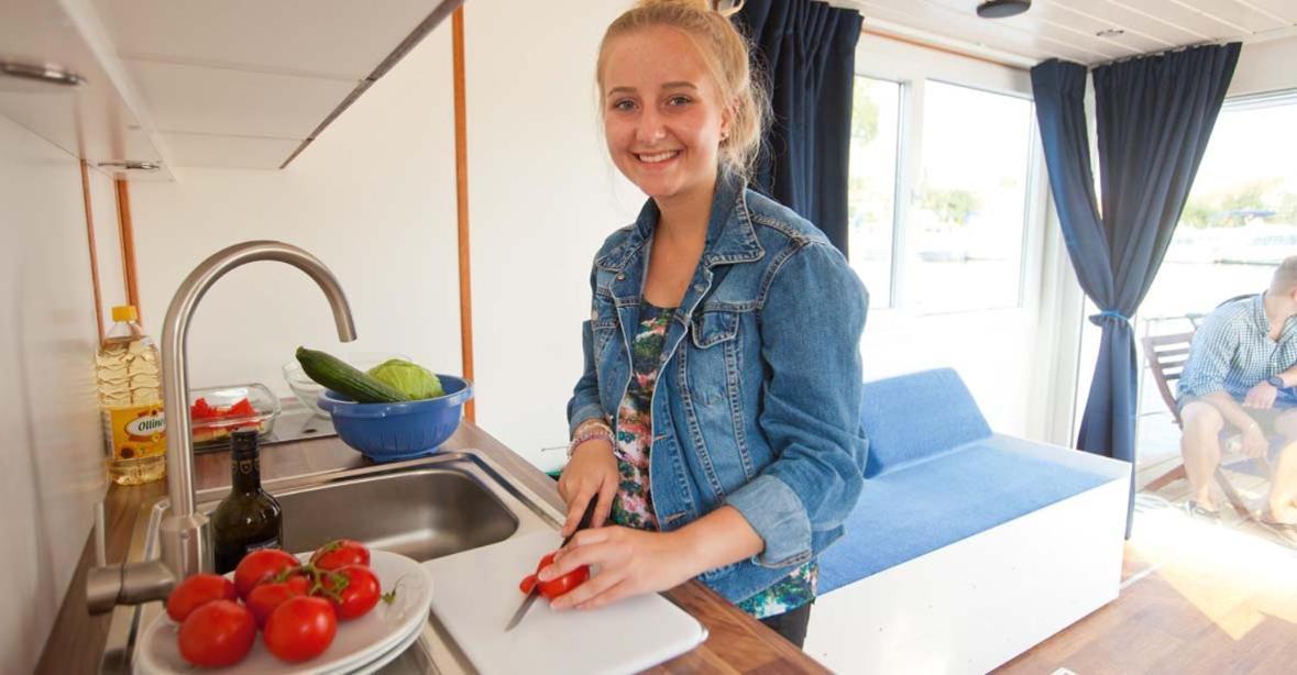 Kuhnle-Tours Ferienwohnung Rechlin Eksteriør billede